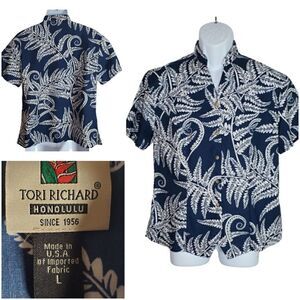 Tori Richard Hawaiian Camp Shirt Men's Size Large Blue Leaf Print Beachy Aloha